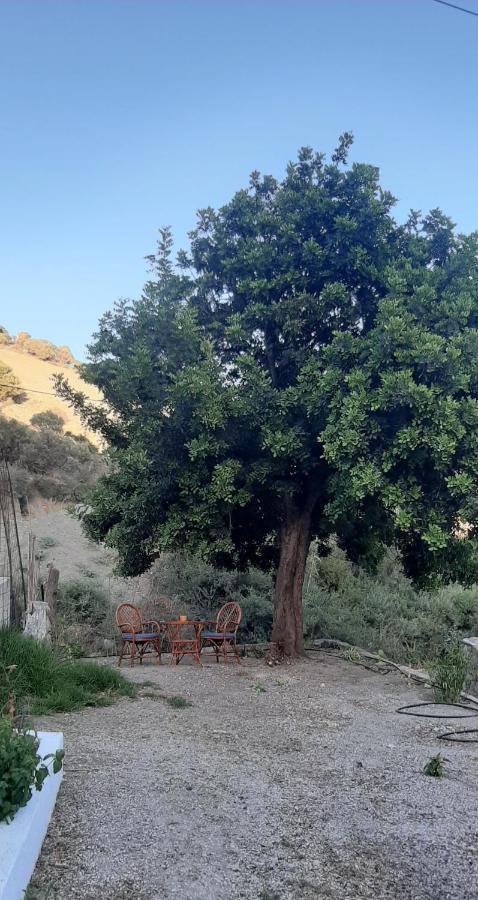 Karampinis Pension Kali Limenes Buitenkant foto